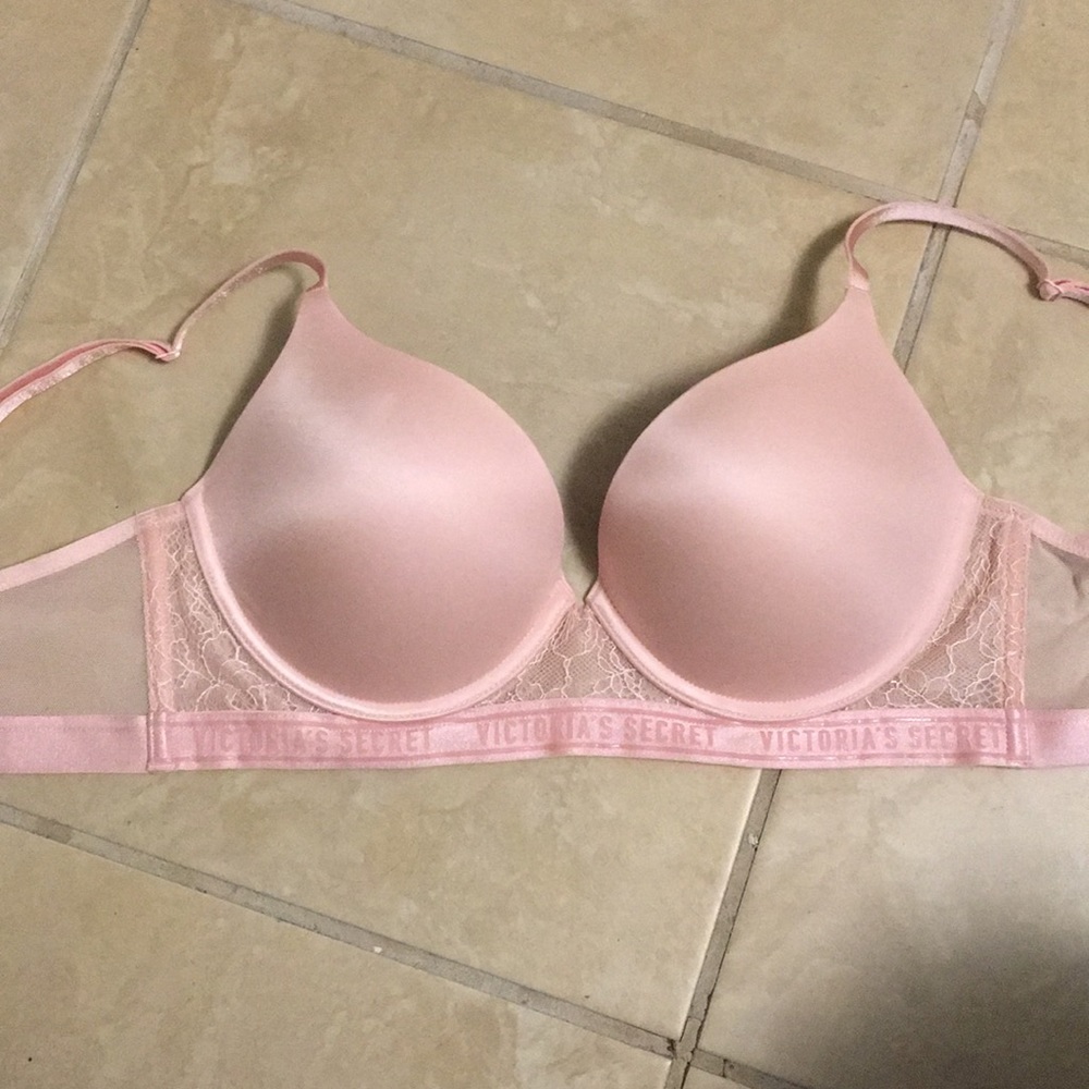 Baby Pink VS Bra NWOT